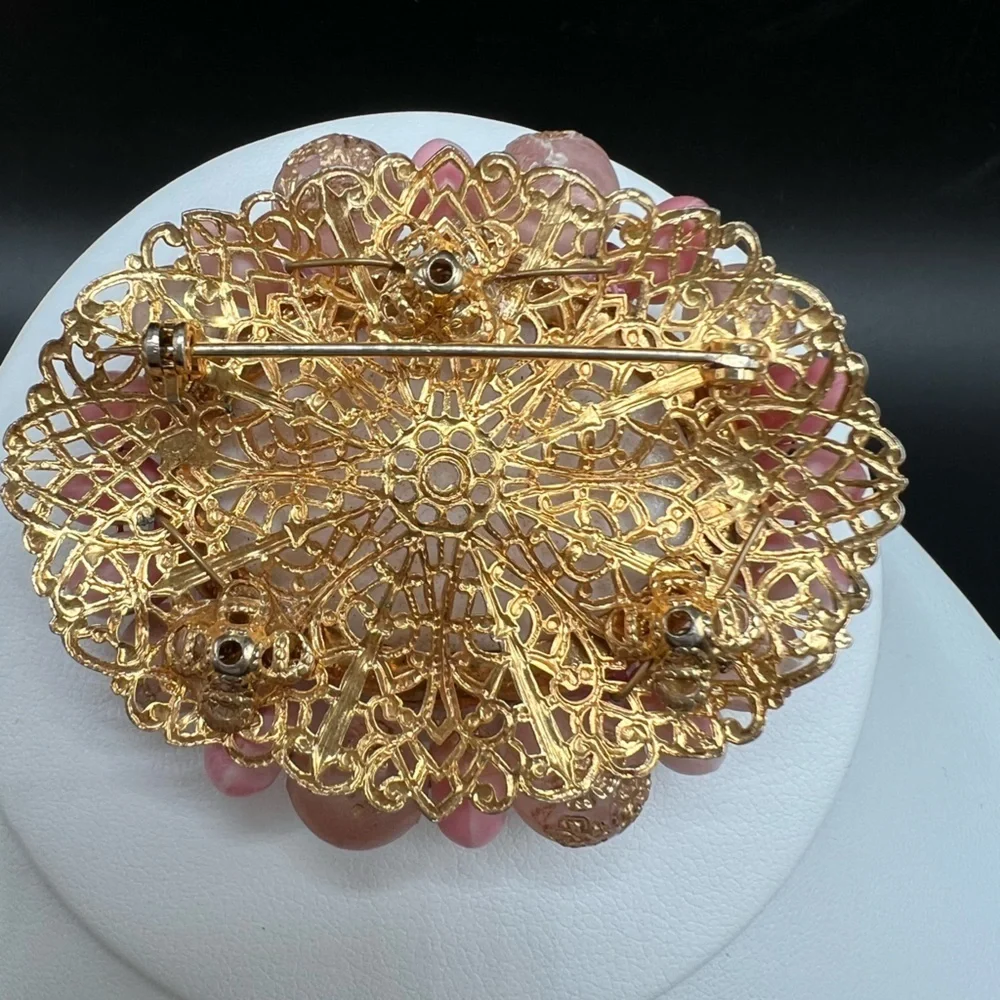 Vintage Pink Cabochon Oval Brooch